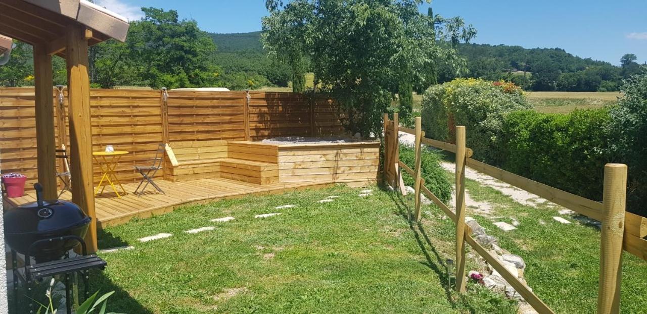 Cottage Combet Gite Climatise Avec Jacuzzi Marsanne Exterior photo