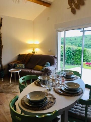 Cottage Combet Gite Climatise Avec Jacuzzi Marsanne Exterior photo